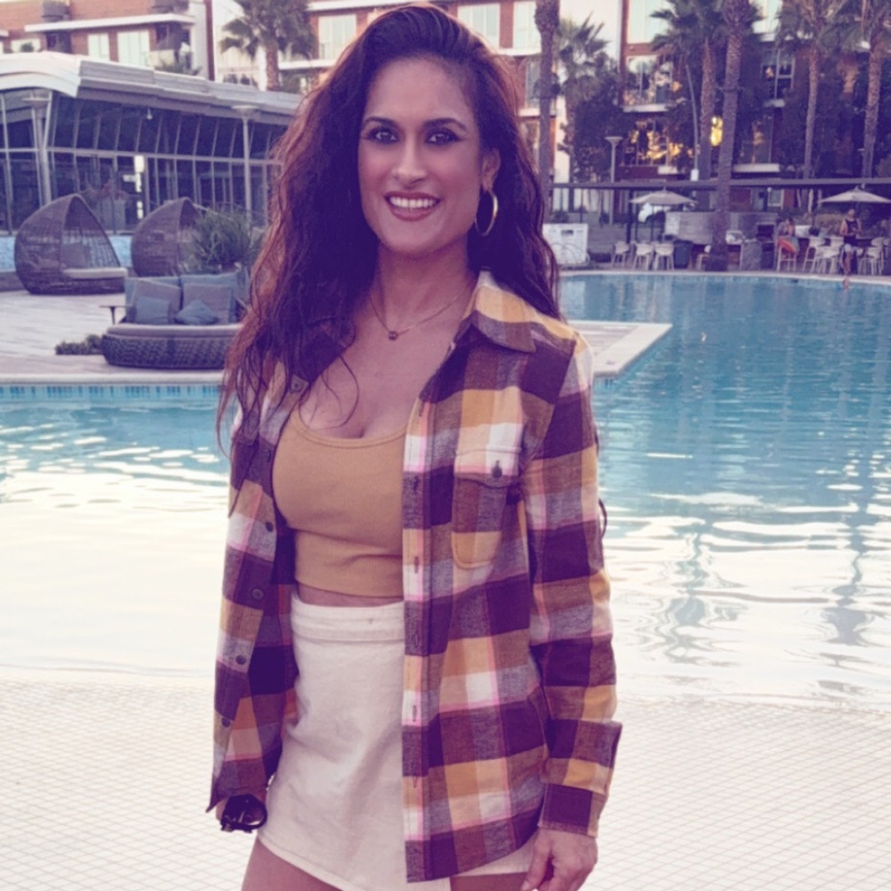Stylish Women's Yellow Cropped Tank Top — image 6 of 8